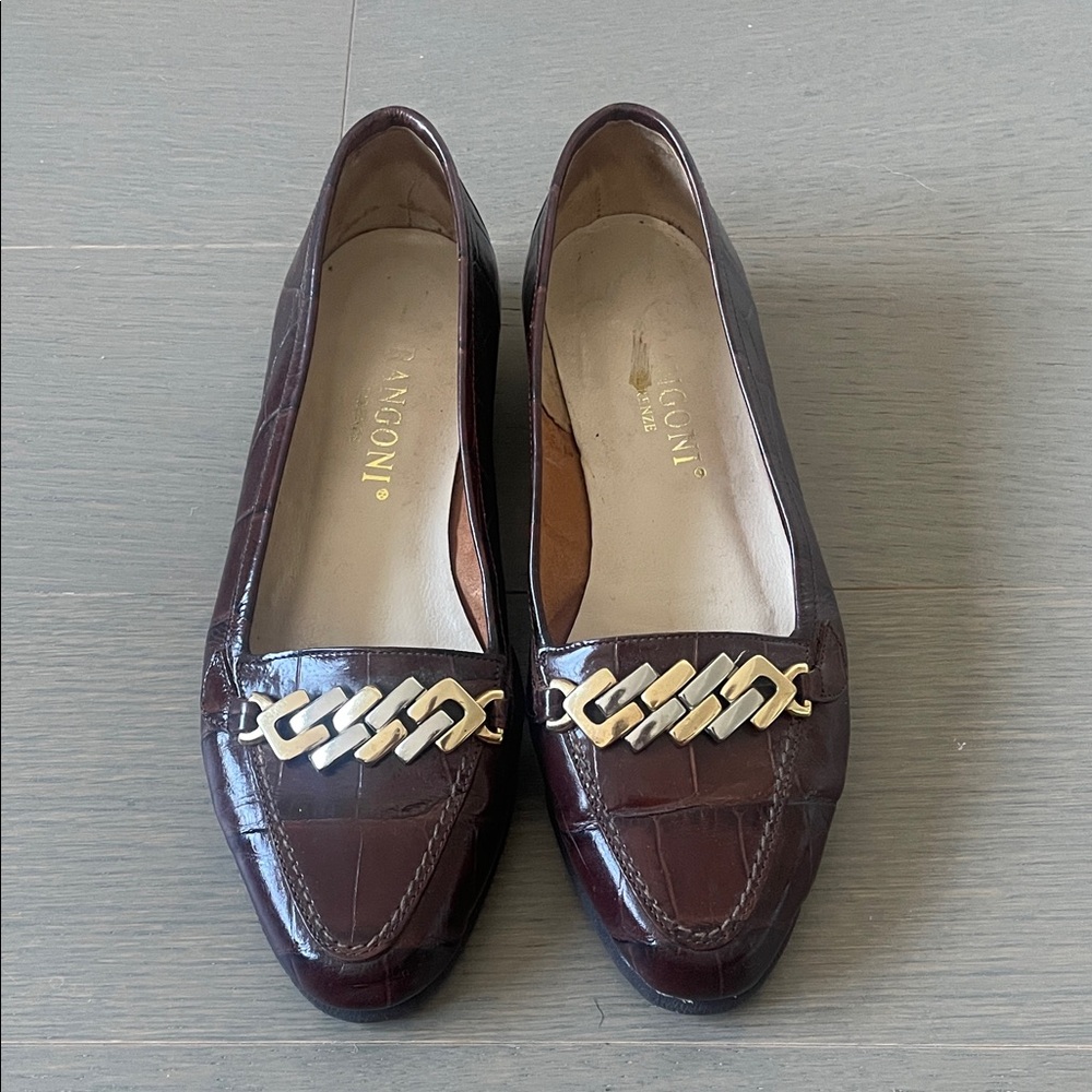 Rangoni size 4 Dark Brown Loafers with gold chain